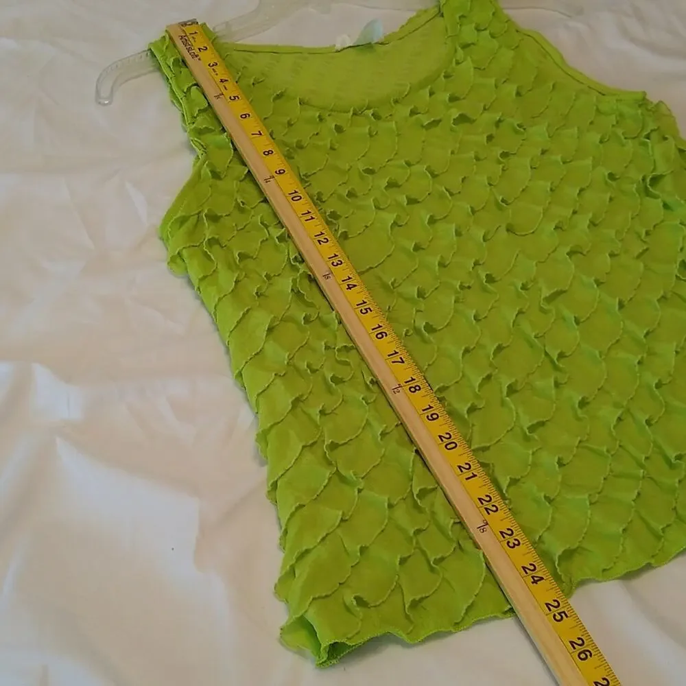Janerie women's size XL lime ruffled tank top.